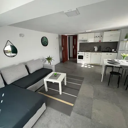 Koninki Apartment